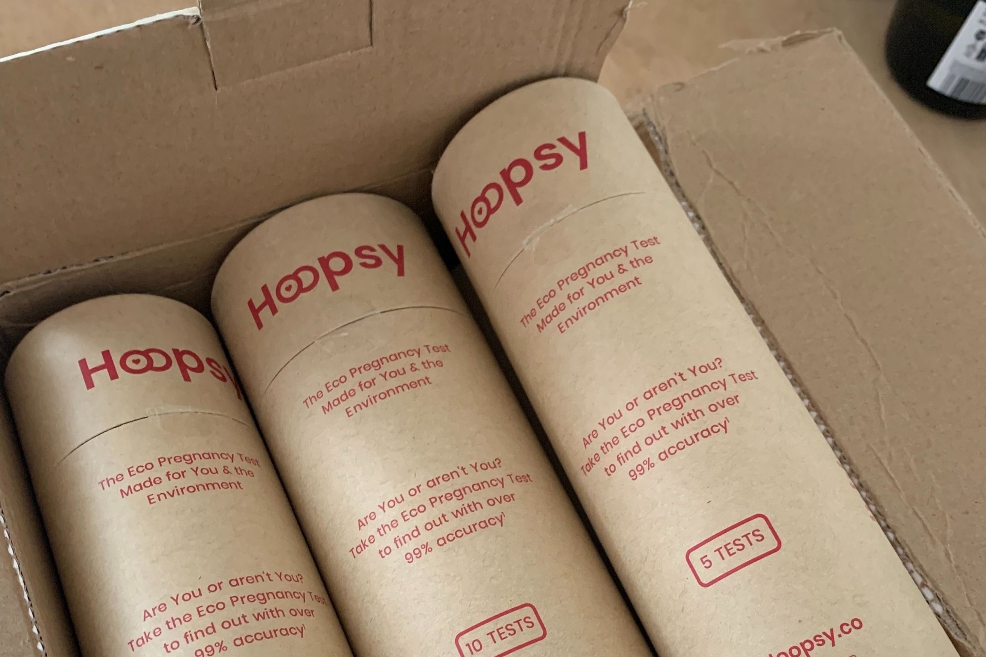 differences between a hoopsy pregnancy test and a plastic one blog featured image